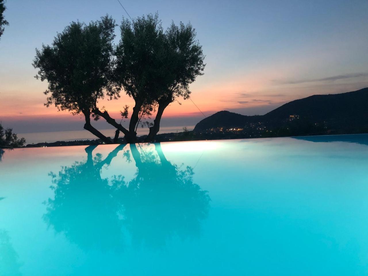 Residence Serrone Santa Maria di Castellabate Bagian luar foto